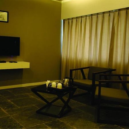 Hotel Dwarawata Dharwad Εξωτερικό φωτογραφία