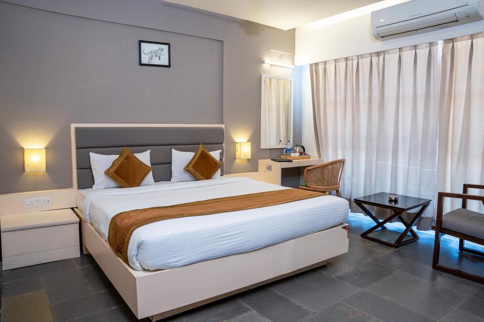 Hotel Dwarawata Dharwad Εξωτερικό φωτογραφία