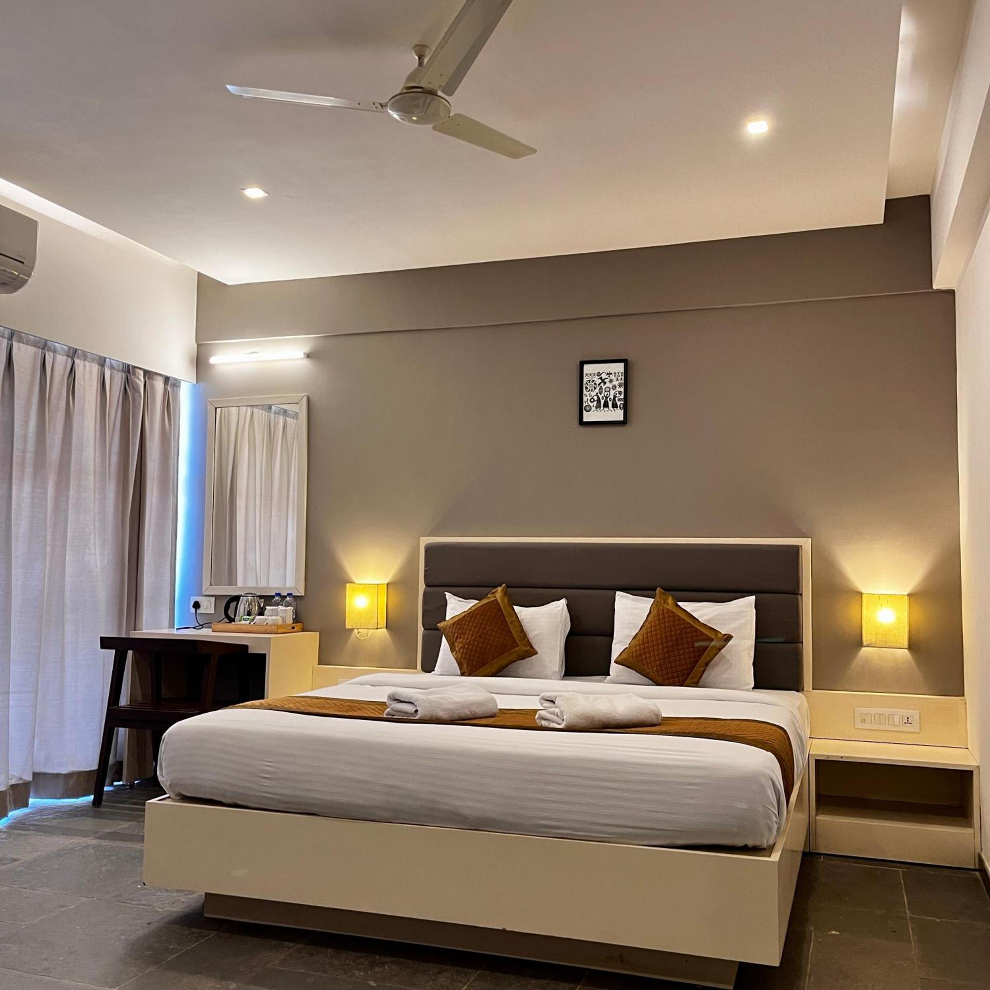 Hotel Dwarawata Dharwad Εξωτερικό φωτογραφία