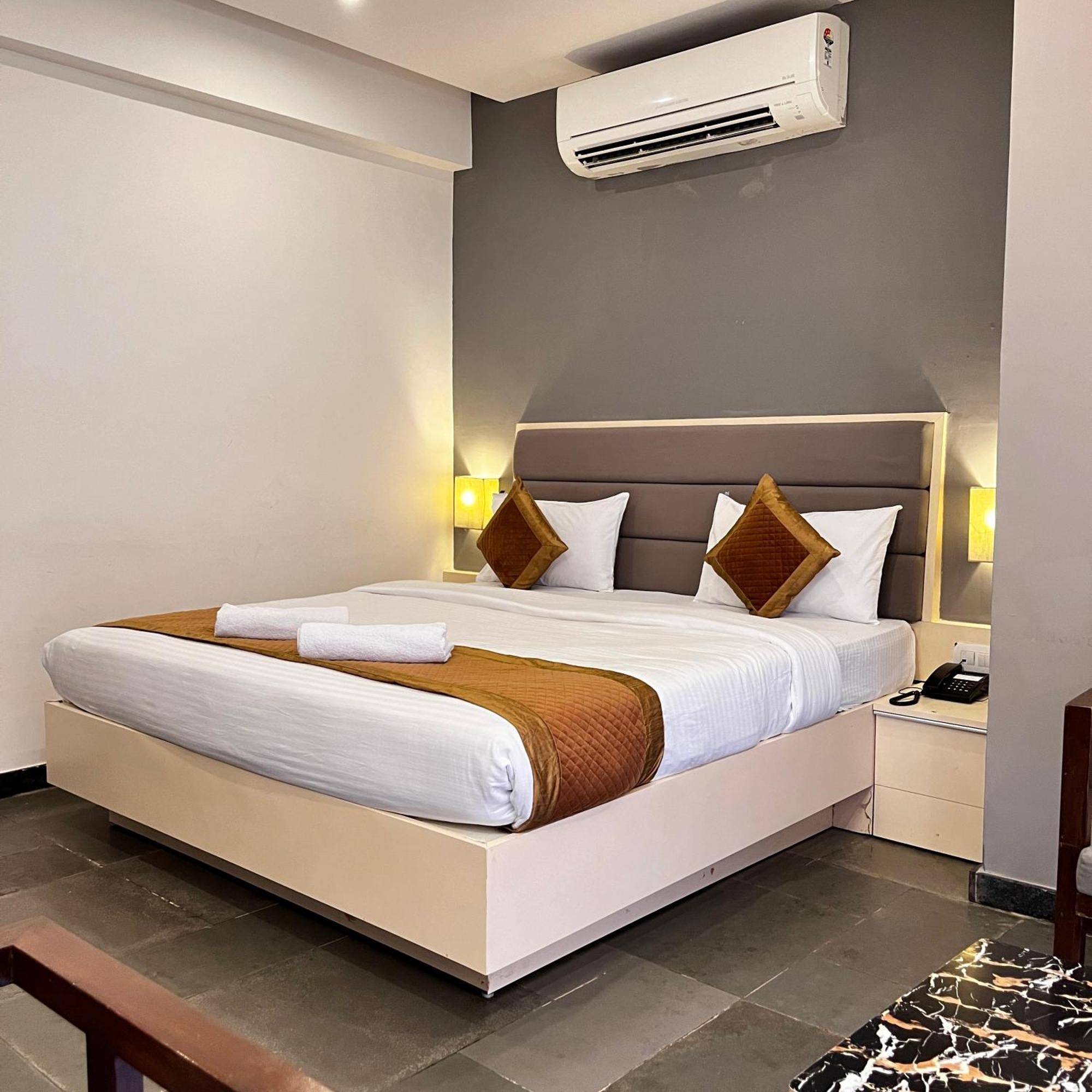Hotel Dwarawata Dharwad Εξωτερικό φωτογραφία